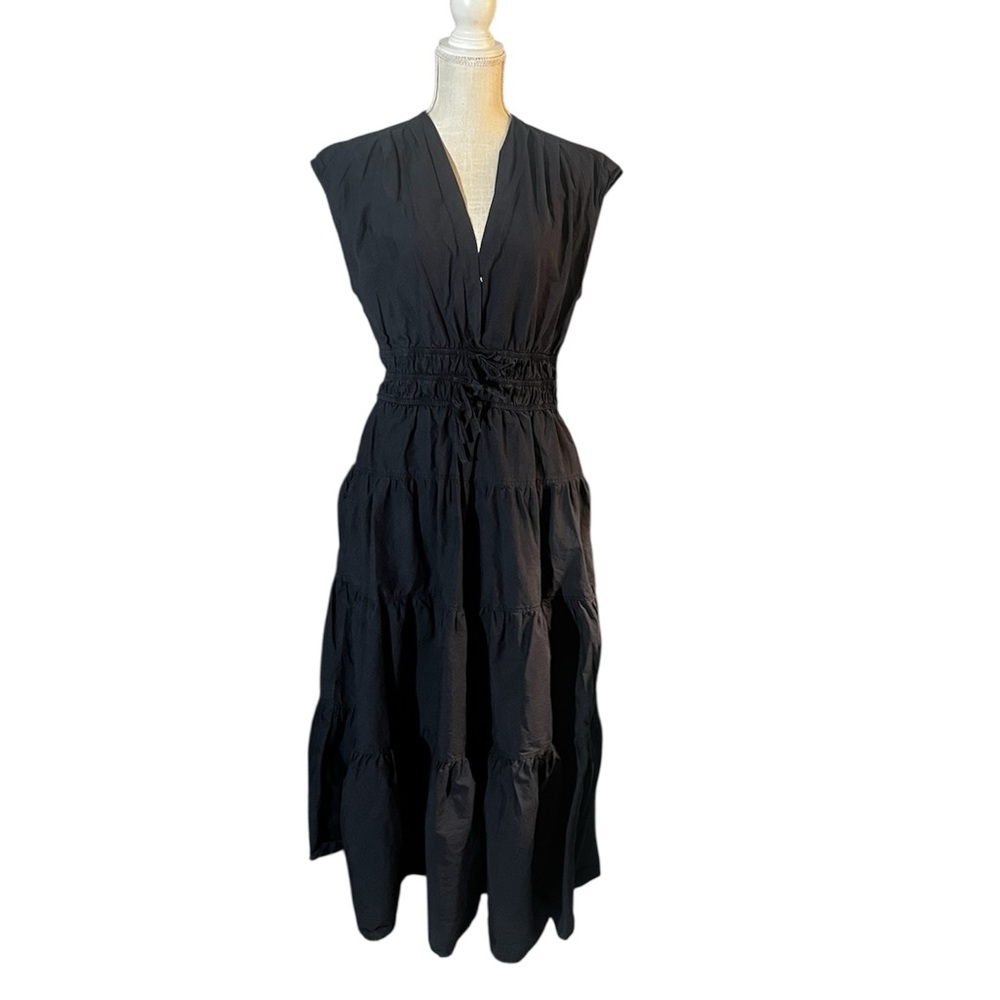 Nicole Miller Tiered Maxi Dress in Navy blue